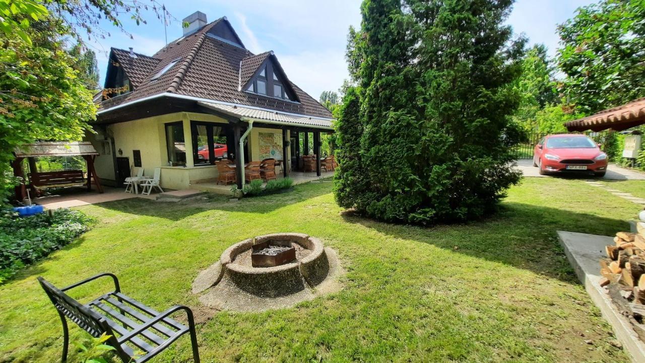 Biker Holiday Home Balatonakarattya Zewnętrze zdjęcie